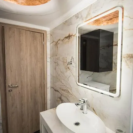 Amare Apartment